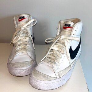 Nike - Size 4Y or 5.5 woman - Sneakers - High Tops